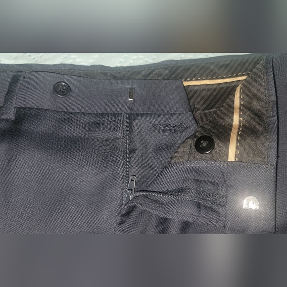 Michael Kors Men’s Dark Navy Suit – Jacket 40R / Pants 34 - Picture 13 of 16